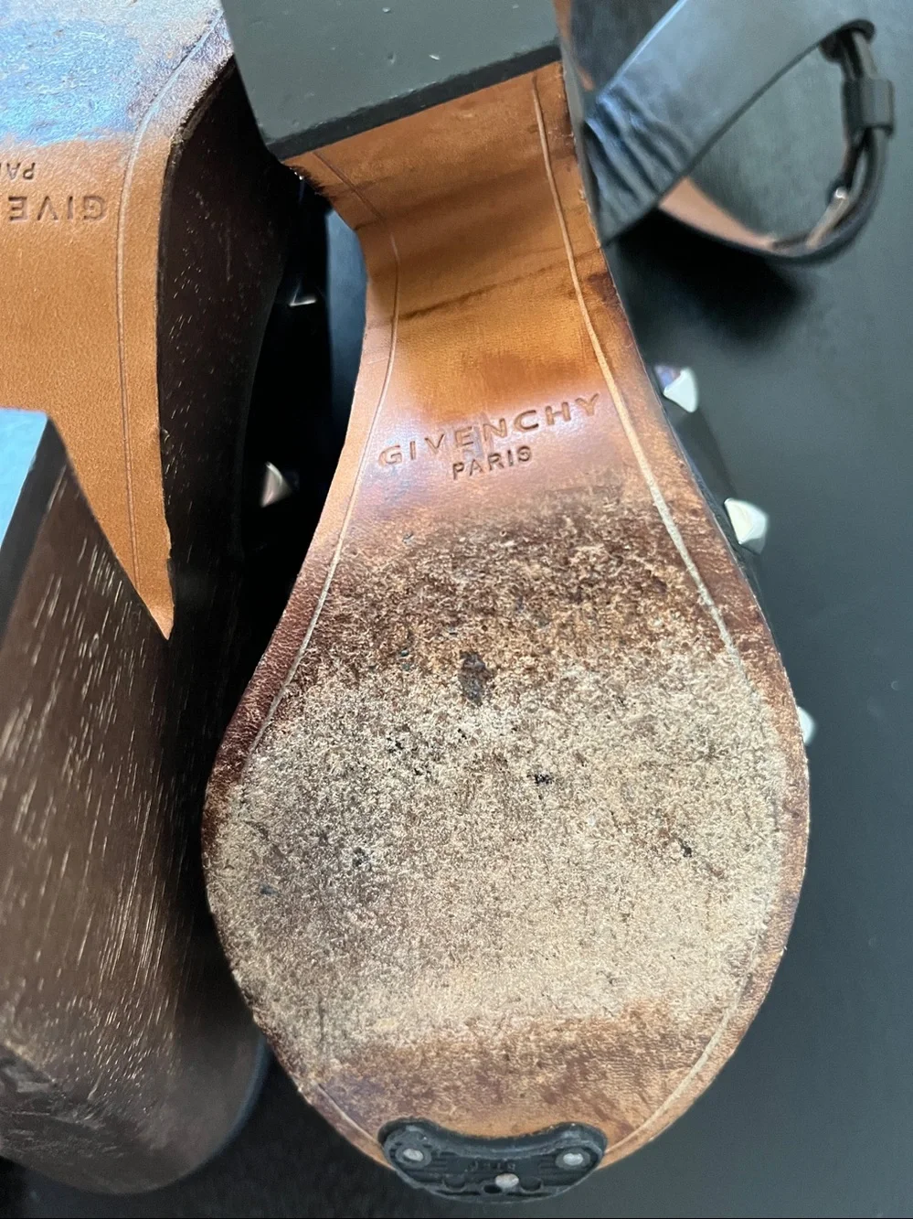 Givenchy PARIS  Black Leather Platform clog Sandals SOFIA size 8 (39)